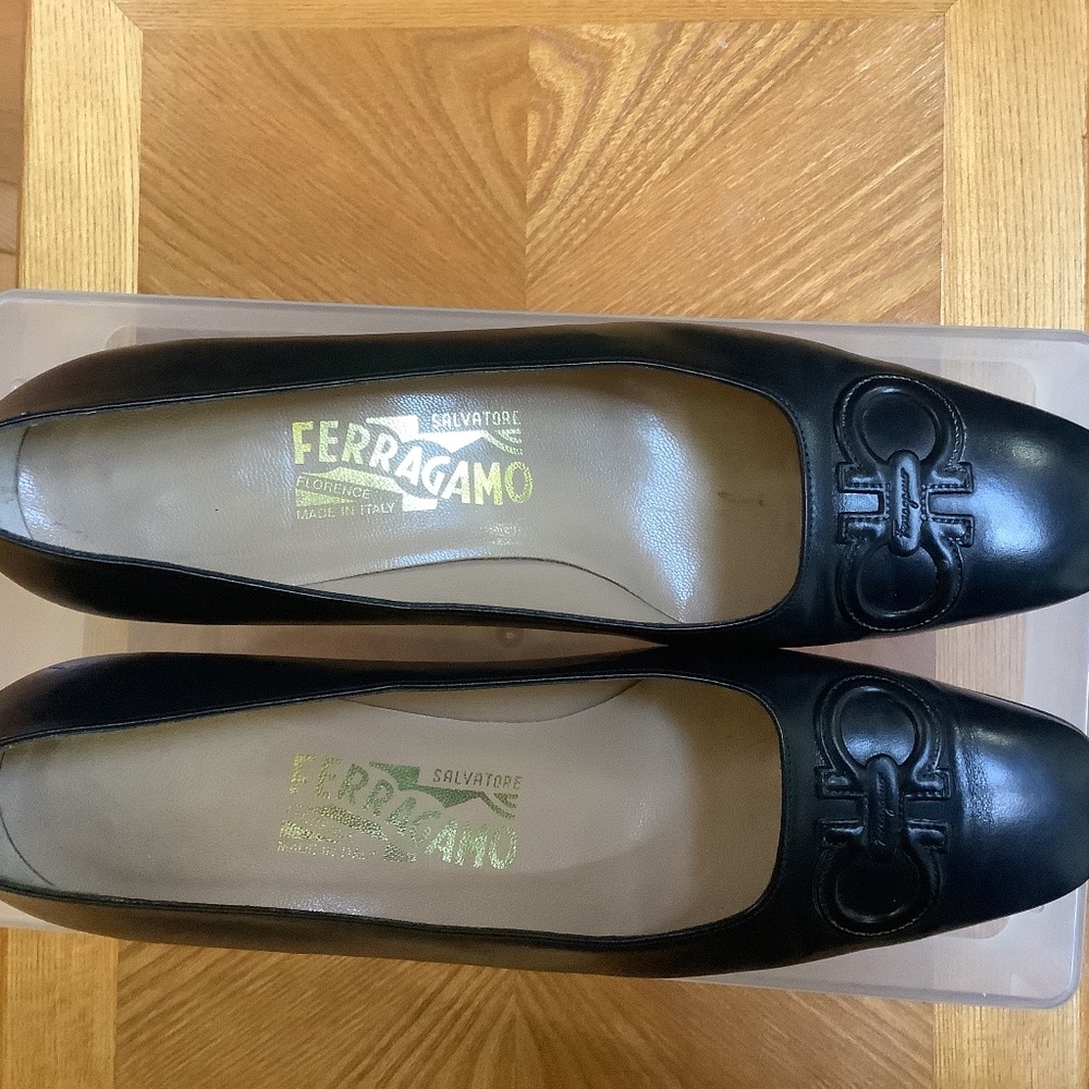 Ferragamo Women’s Shoes Navy Blue